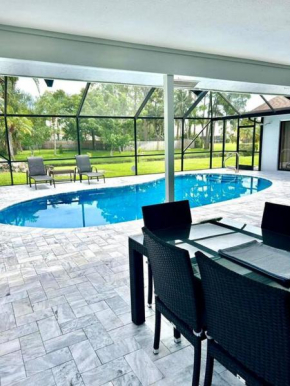 Luxurious pool home in Palm Beach County, Florida